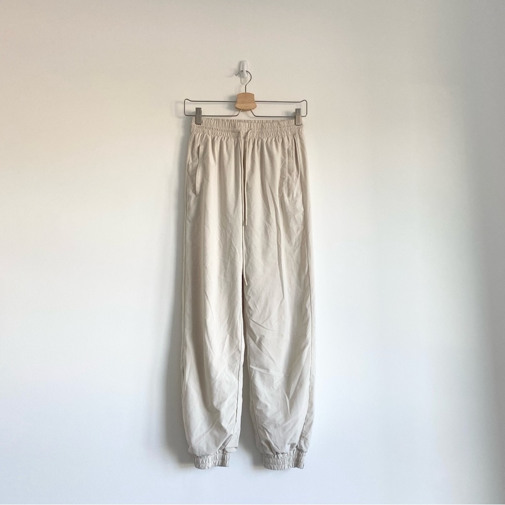 Aritzia Cream Jogger Track Pants